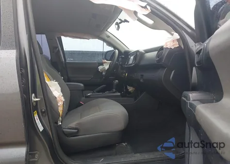 2017 Toyota Tacoma Sr z USA, uszkodzony, nr VIN 5TFAX5GN4HX099343